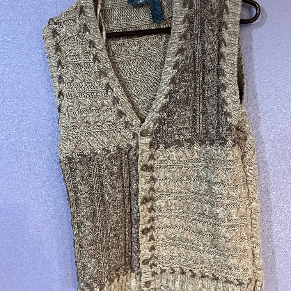 Patchwork Sweater Vest With Button - image 1